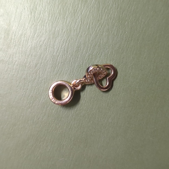 Pandora Charm - Rose Gold Interlocking hearts - Picture 3 of 3